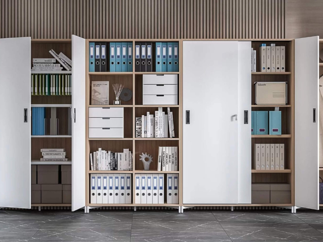 Modulares Schranksystem für Büroschränke